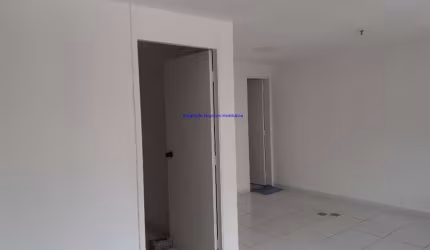 Conjunto Comercial 44.43m², 01 banheiro e 01 vaga na garagem.  Condomínio com recepção e segurança 24 hrs.  Excelente localização