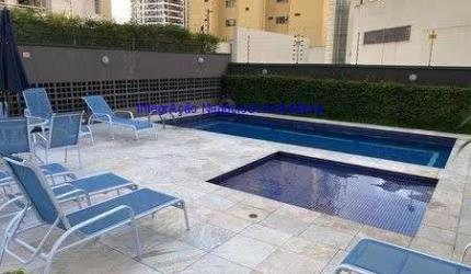 Apartamento 85m², 02 dormitórios, 01 banheiro e 01 vaga na garagem.  Condomínio com portaria 24h e playground.  Excelente localização