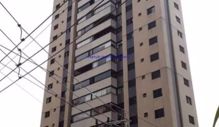 Apartamento 117m², 03 dormitórios (sendo 01 suíte), 04 banheiros e 02 vagas na garagem.  Condomínio com portaria, segurança 24hrs, piscina, sauna.