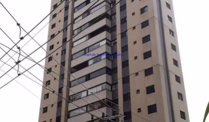 Apartamento 117m², 03 dormitórios (sendo 01 suíte), 04 banheiros e 02 vagas na garagem.  Condomínio com portaria, segurança 24hrs, piscina, sauna.
