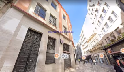 Prédio 970m² .   Excelente localização á 5 minutos andando para e estação do Metrô São Bento; Próximo as Rua São Bento e Álveres Penteado.