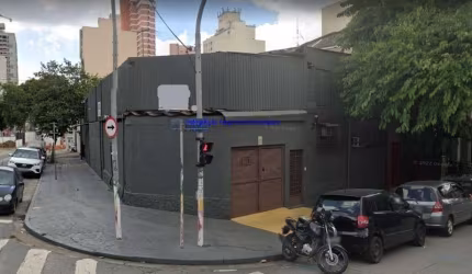 Terreno 446m².   Excelente localização entre as Ruas Palestra Itália, Cayowaá e Venâncio Aires.   Todas as informações aqui anunciadas são fornecidas