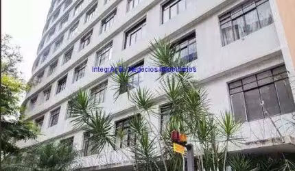 Apartamento 38m², 01 dormitório e 01 banheiro.  Condomínio com portaria e segurança.  Excelente localização  a 8 minutos andando para Estação de Metrô