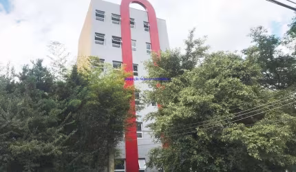 Prédio Comercial 1.900m², com 6 pavimentos; Térreo: recepção, salão, 02 banheiros, cozinha, mais área externa e quintal, 01 elevador: 1º ao 4º andar