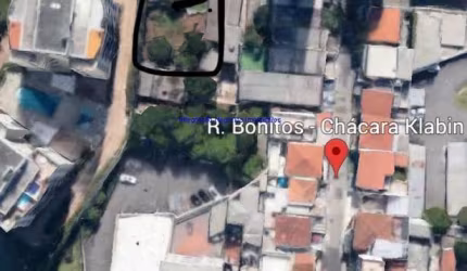 Terreno 525m².  Excelente localização entre as Ruas Calixto da Mota, Francisco da Cruz, Vergueiro e Avenida Lins de Vasconcelos.