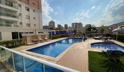 Apartamento 271m², 03 dormitórios (sendo suítes), 04 banheiros e 04 vagas na garagem.   Condomínio com portaria e segurança 24hrs, piscina adulto.