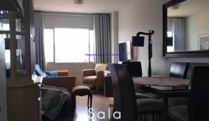 Apartamento MOBILIADO 51m², 01 dormitório, 01 banheiro e 01 vaga na garagem.  Condomínio com portaria 24hrs.  Excelente localização
