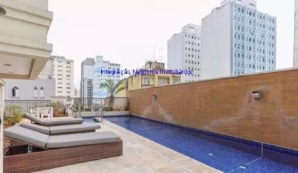 Condomínio com portaria, segurança 24hrs, piscina e salão de jogos.  Excelente localização á 1 minuto andando da estação do metrô Luz;