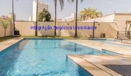 Apartamento 101m², 03 dormitórios (sendo 01 suíte), 02 banheiros e 02 vagas na garagem.  Condomínio com portaria, segurança 24hrs, piscina adulto
