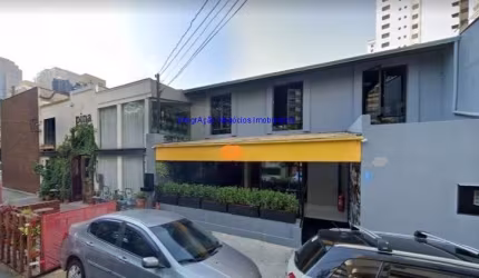 Loja 180m² e 03 banheiros.   Excelente localização á 10 minutos andando da estação do metrô Cidade Jardim; Entre as Ruas Doutor Mário Ferraz, Tabapuã