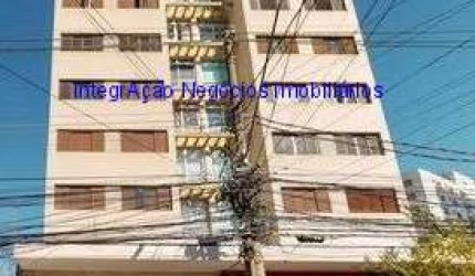 Apartamento 85m², 02 dormitórios e  01 banheiro.  Condomínio com portaria, segurança 24hrs.  Excelente localização á 9 minutos andando da estação