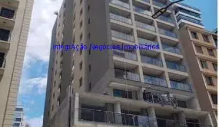 Apartamento Studio 28m², 01 dormitório e 01 banheiro.   Condomínio com portaria, segurança 24hrs, piscina, salão de festa e academia.