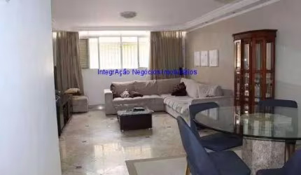 Apartamento 131m², 03 dormitórios (sendo 01 suíte), 03 banheiros e 01 vaga na garagem.  Condomínio com portaria24hs e playground.