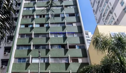 Apartamento 60m², 01 dormitório e 01 banheiro.   Condomínio com portaria e segurança 24hrs.  Excelente localização entre as Ruas Dona Antônia