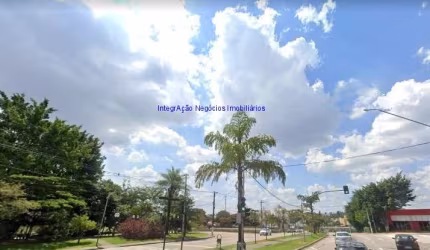 Terreno com 43.567,62m² e área total 46.009,68m²  Excelente localização em uma das principais arterias da cidade, com possibilidade de construção