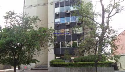 Conjunto Comercial 204m², 02 banheiros e 04 vagas na garagem.  Condomínio com recepção e segurança 24hrs.  Excelente localização entre as Ruas Eliseu
