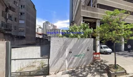 Terreno 462m².  Excelente localização á 10 minutos andando para a estação do metrô Higienópolis-Mackenzie; Próximo as Ruas Itararé.