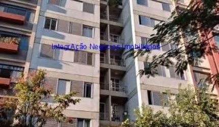 Apartamento 80m², 02 dormitórios, 02 banheiros e 01 vaga na garagem.   Condomínio com portaria e segurança 24hrs.  Excelente localização.