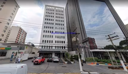 Conjunto Comercial 67m², 02 banheiros e 01 vaga na garagem.  Condomínio com recepção e segurança 24hrs.  Excelente localização entre as Ruas Artur