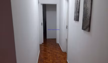 Apartamento 100m², 02 dormitórios (sendo 01 suíte), 02 banheiros e 01 vaga na garagem.  Condomínio com portaria e segurança 24hrs.
