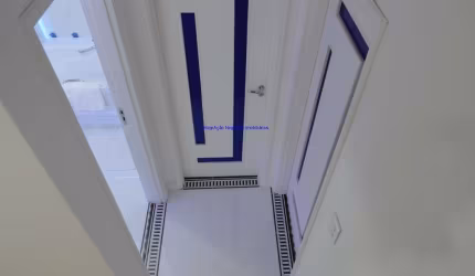 Apartamento 54m², 01 dormitório e 01 banheiro.  Condomínio com portaria 24hrs.  Excelente localização á 6 minutos andando para a estação do metrô