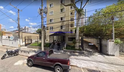Apartamento 73m², 02 dormitórios, 01 banheiro e 01 vaga na garagem.  Condomínio com portaria, salão de festa e academia.  Excelente localização