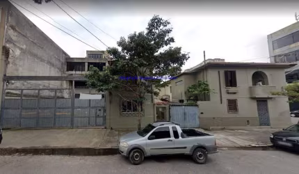 Prédio Comercial 1.084m², 04 banheiros e 04 vagas.   Excelente localização entre as Ruas Solimões, Anhanguera e Baronesa de Porto Carreiro.