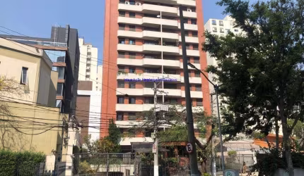 Apartamento 87m², 03 dormitórios, 03 banheiros e 01 vaga na garagem.  Condomínio com portaria, segurança 24hrs e salão de festa.