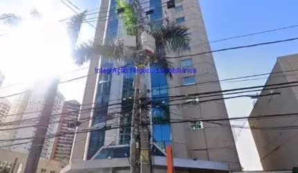 Apartamento Studio MOBILIADO 26m², 01 dormitório, 01 banheiro e 01 vaga na garagem.  Condomínio com portaria e segurança 24hrs.