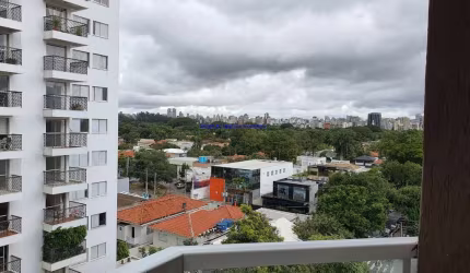 Apartamento 195m², 04 dormitórios (sendo 02 suítes), 03 banheiros e 03 vagas na garagem.  Condomínio com portaria, segurança 24hrs. piscina, salão