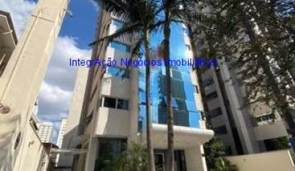 Conjunto Comercial 33m², 02 banheiros e 01 vaga na garagem.  Condomínio com recepção e segurança 24hrs.  Excelente localização á 10 minutos andando