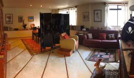 Apartamento 208m², 03 dormitórios (sendo 01 suíte master), 03 banheiros e 01 vaga na garagem.  Condomínio com Portaria e Segurança.