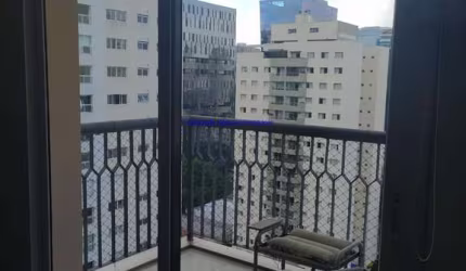 Apartamento 148m², 02 dormitório (sendo 01 suíte), 02 banheiros e 02 vagas na garagem.   Condomínio com portaria, segurança 24hrs, piscina, churrasque