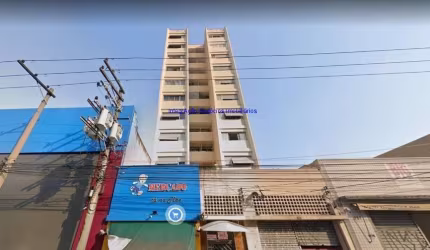 Apartamento 74m², 01 dormitório e 01 banheiro.   Condomínio com portaria 24hrs.  Excelente localização entre as Ruas Visconde de Tauany, Solon e Anhai