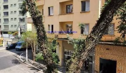 Apartamento 67m², 02 dormitórios e 01 banheiro.  Condomínio com Segurança e Portaria.  Excelente localização