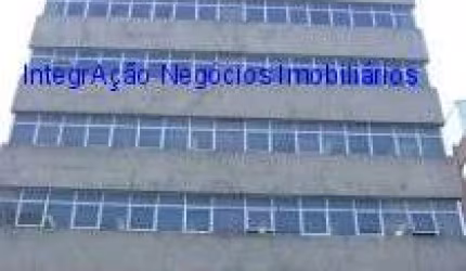 Prédio Comercial 7.775m²; Possui 8 andares com 32 salas e 16 banheiros.  Excelente localização, á 7 minutos andando para a Estação do Metrô República;