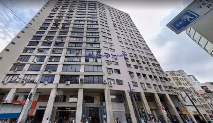 Conjunto Comercial 100m², 03 salas e 02 banheiros.  Condomínio com recepção e segurança 24hrs.  Excelente localização á 3 minutos.