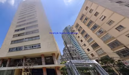 Apartamento 70m², 02 dormitórios e 02 banheiros.  Condomínio com portaria e segurança.  Excelente localização próximo a estação do metrô Mackenzie