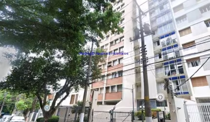 Apartamento 90m², 03 dormitórios e 02 banheiros,  Condomínio com segurança.  Excelente localização entre as Ruas Tibaia, Cardoso de Almeida