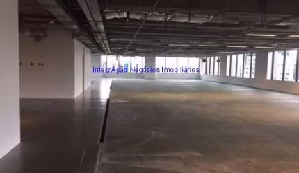 Conjunto Comercial 2.017,00m², 06 banheiros e 54 vagas de garagem.   Condomínio com Recepção, Segurança 24hrs, Lobby e Ar Condicionado.
