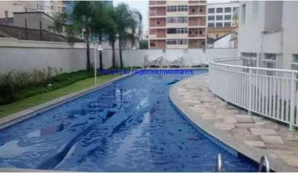 Apartamento 49m², 02 dormitórios, 02 banheiros e 01 vaga na garagem. Possui sacada.  Condomínio com portaria 24hrs, piscina, academia e salão de festa