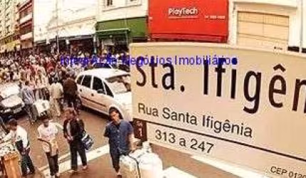 Loja 150mq  com 80 mq no primeiro piso e 70mq no segundo e 01 banheiro.  Ótima localização fica entre as ruas Santa Ifigênia, Rua dos Andradas