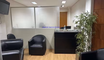 Conjunto Comercial 75m², 01 sala e 01 banheiro.  Condomínio com recepção e segurança 24hrs.  Excelente localização