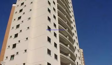 Condomínio com Segurança, Portaria, Churrasqueira, Playground, Piscina, Quadra, Academia, Salão de festas e Salão de jogos.  Excelente localização