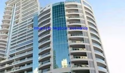 Apartamento COBERTURA DUPLEX 200,00 m², 03 dormitórios (sendo suítes), 04 banheiros e 03 vagas de garagem.  Condomínio com segurança, portaria