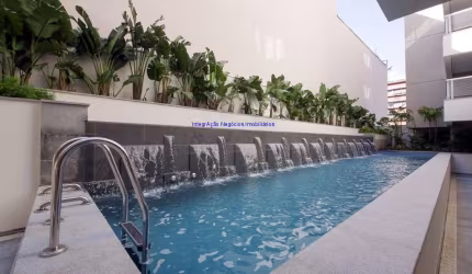 Condomínio com área de lazer completa com sauna, salão gourmet, piscina com raia, academia, sala de jogos e brinquedoteca.
