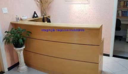 Conjunto Comercial 92m², 02 banheiros, 02 vagas na garagem. Excelente localização, ao lado da Santa Casa. Estamos à disposição para melhor atendê-lo,
