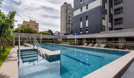 Condomínio com portaria, segurança, piscina,sauna, salão de festa, academia, ,churrasqueira e playground.  Excelente localização