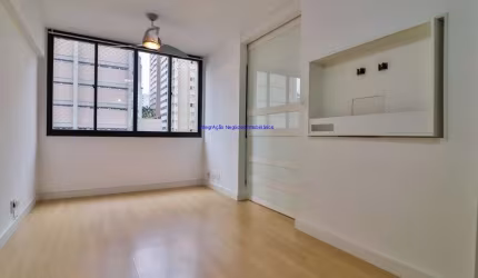 Apartamento SEMI MOBILIADO 41m², 01 dormitório, 01 banheiro e 01 vaga na garagem.  Condomínio com Segurança, Portaria, Piscina e Quadra.