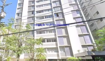 Apartamento 129m², 03 dormitórios (sendo suítes), 04 banheiros e 01 vaga de garagem.  Condomínio com segurança e portaria.  Excelente localização